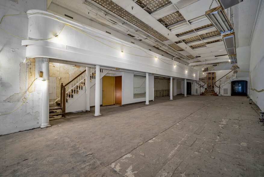 More Photos Of 113 W 4th St, Cincinnati Office For Lease