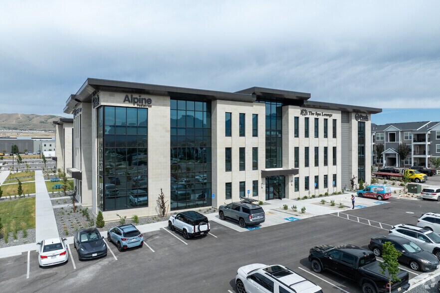 More Photos Of 3668 W 2150 N, Lehi Medical For Lease