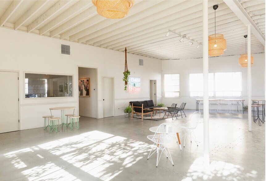 More Photos Of 249-251 S Mission Rd, Los Angeles Warehouse For Lease