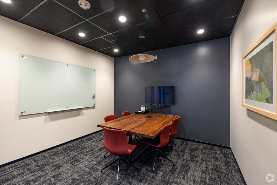 More Photos Of 3110 N Central Ave, Phoenix Coworking Space