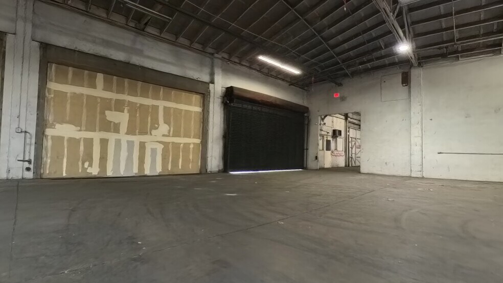 More Photos Of 1363 S Bonnie Beach Pl, Commerce Warehouse For Lease