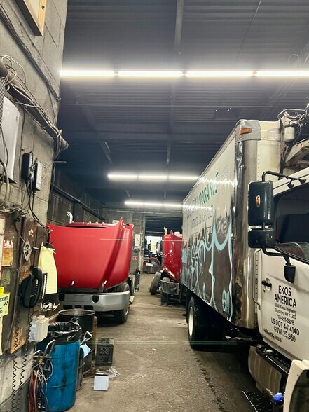 More Photos Of 1366-1368 Ralph Ave, Brooklyn Warehouse For Lease