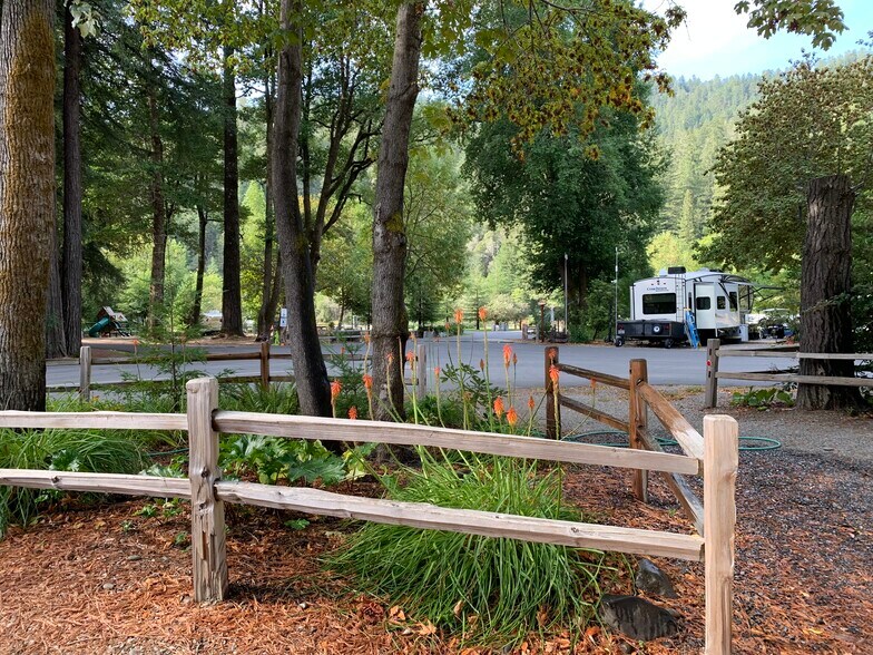 More Photos Of 455 Boy Scout Rd, Myers Flat Trailer Camper Park For Sale