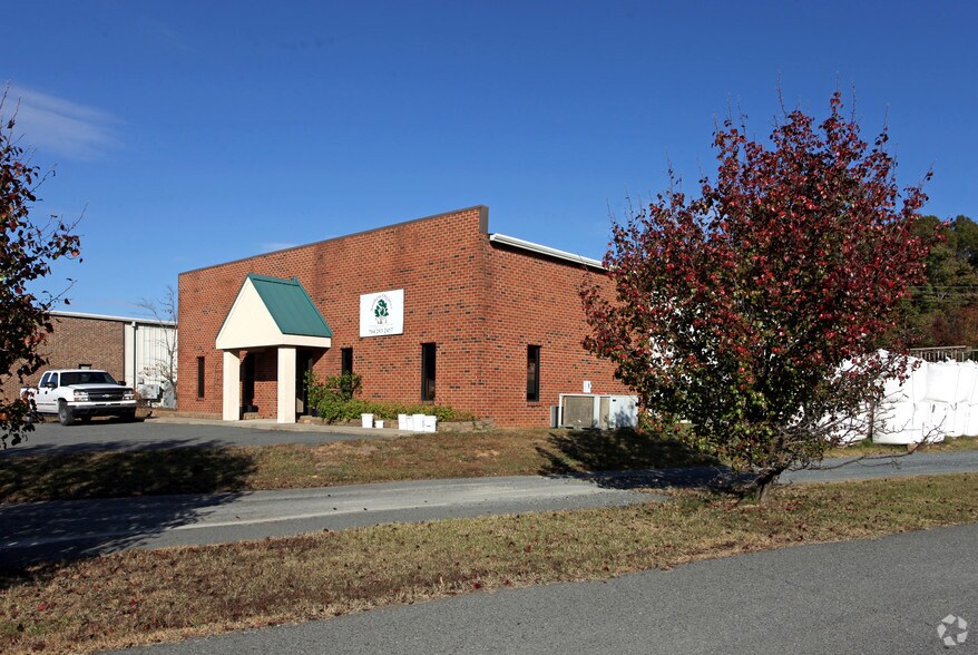 Primary Photo Of 4813 East Fork Ln, Monroe Light Manufacturing For Lease