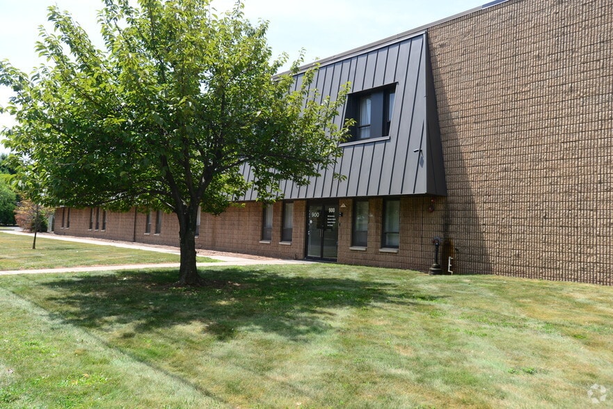More Photos Of 900 Hart St, Rahway Warehouse For Lease