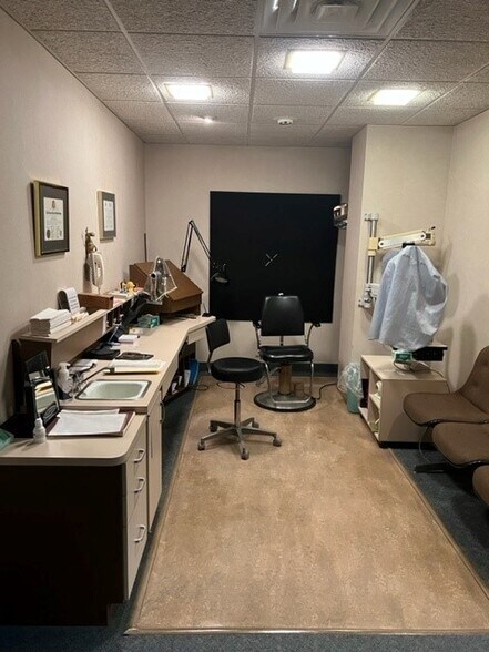 More Photos Of 311 Barnum Ave, Port Jefferson Medical For Sale