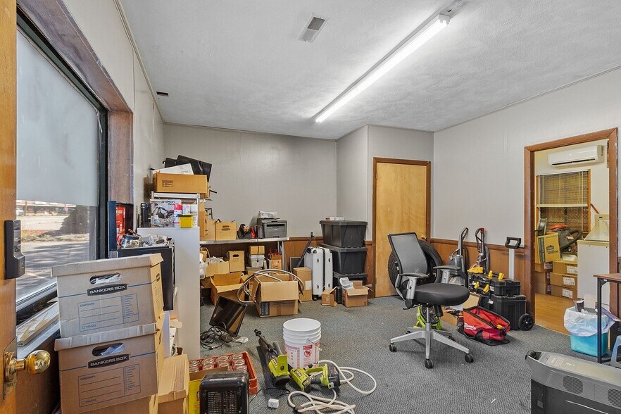 More Photos Of 295 Boston Rd, Billerica General Retail For Sale