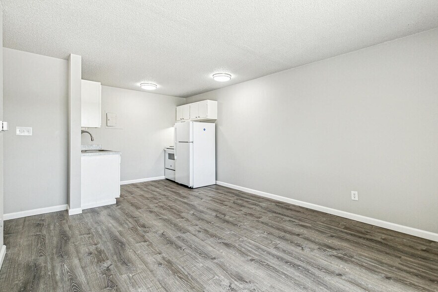 More Photos Of 2475-2503 Hancock Expy, Colorado Springs Apartments For Sale