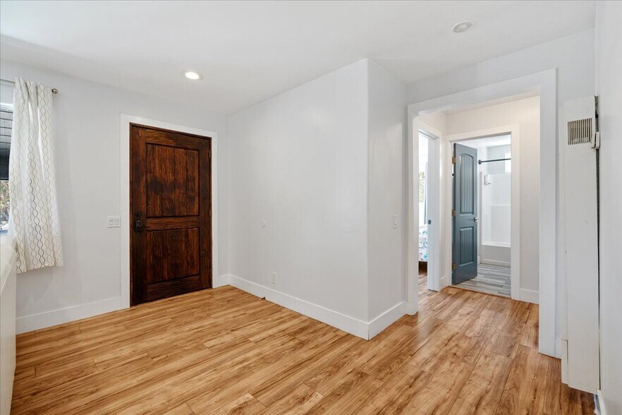 More Photos Of 1990 Harrison Ave, San Diego Apartments For Sale
