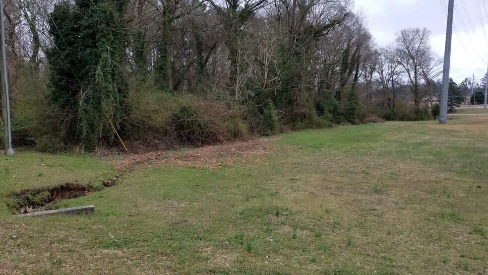 More Photos Of 585 N Fairground St, Marietta Land For Sale