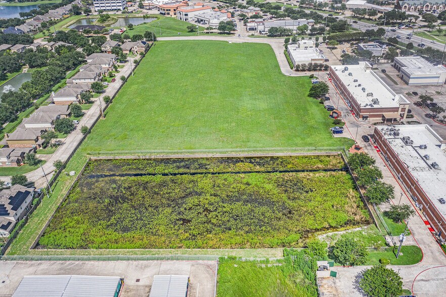 More Photos Of 0 Silverlake Pky, Pearland Land For Sale