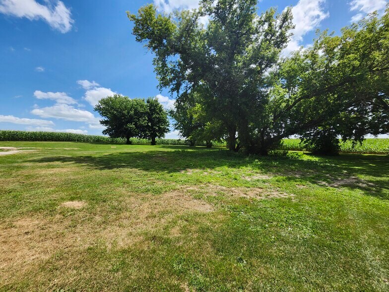More Photos Of 17069 400th St, Leland Contractor Storage Yard For Sale