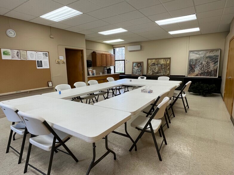 More Photos Of 3736 State Street Rd, Bay City Office For Lease