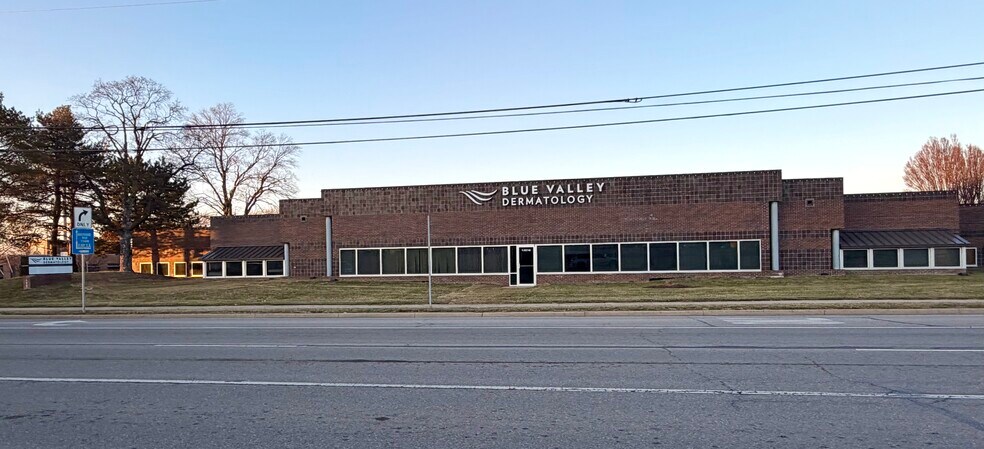 Primary Photo Of 12208-12210 W 87th Street Pky, Lenexa Office For Sale