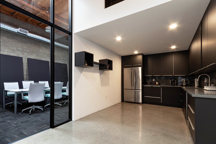 More Photos Of 113-117 Sierra St, El Segundo Loft Creative Space For Lease