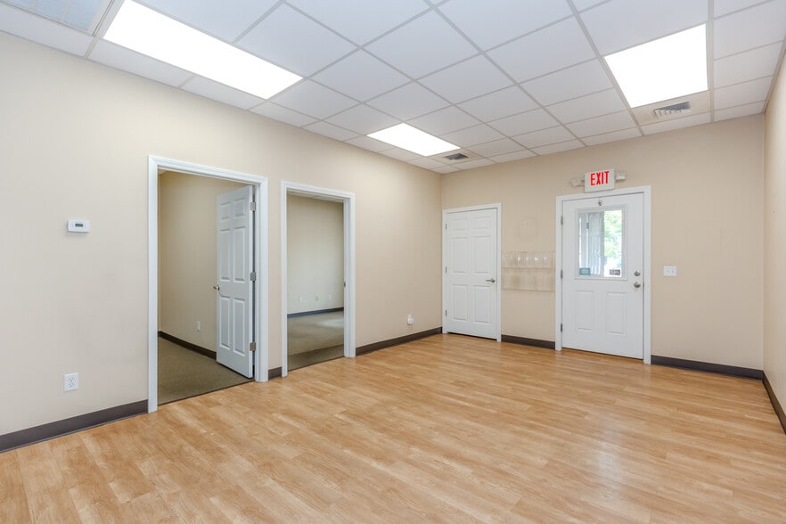 More Photos Of 2172 Broad St, Cranston Freestanding For Lease
