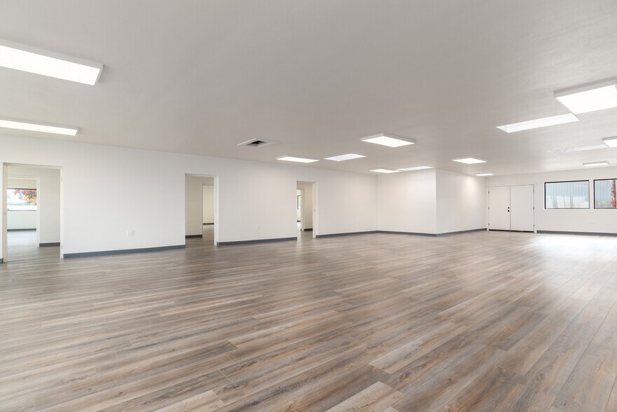 More Photos Of 315 State St, Sedro Woolley Storefront For Sale