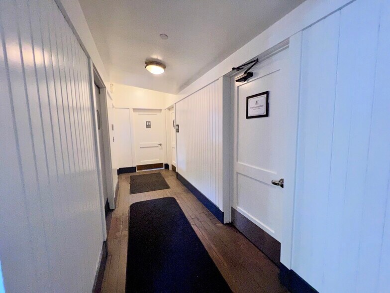 More Photos Of 145 1st St, Los Altos Restaurant For Lease