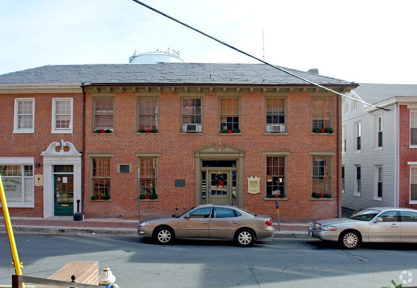 More Photos Of 25 W Courtland St, Bel Air Office For Lease