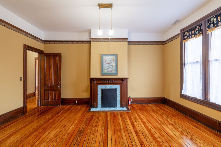 More Photos Of 892 Prince Ave, Athens Medical For Lease