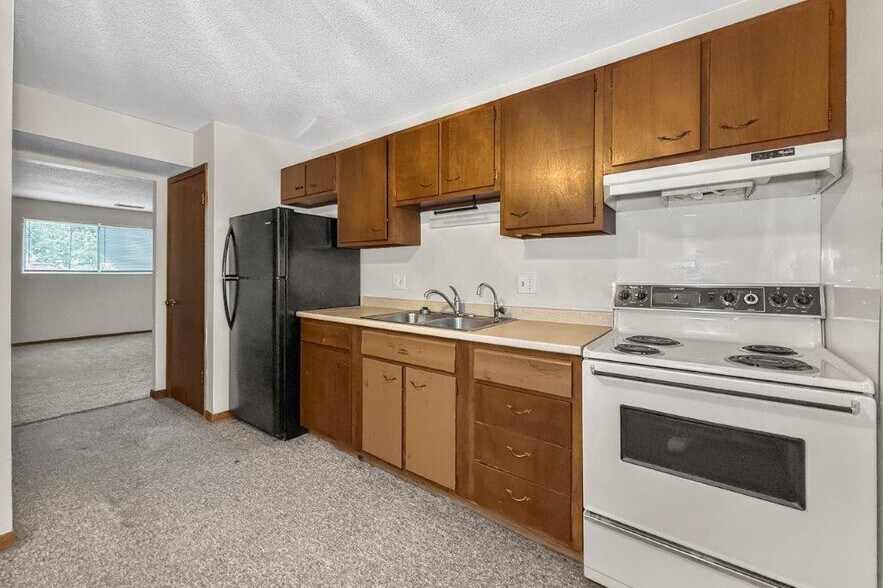 More Photos Of 1003 Parkway Dr, Boone Apartments For Sale