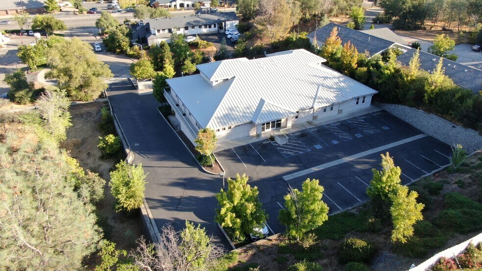 More Photos Of 1145 Whiskeytown Ct, Redding Medical For Sale