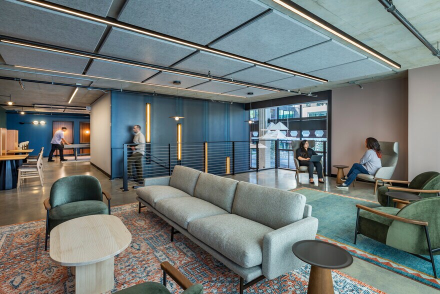 More Photos Of 701 Dexter Ave N, Seattle Office For Lease