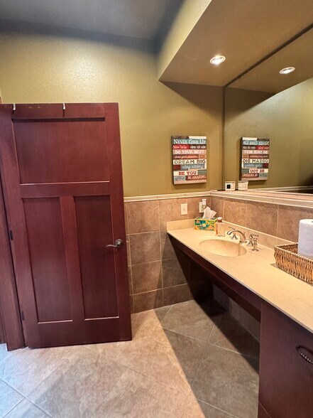 More Photos Of , Rochester Office For Sale