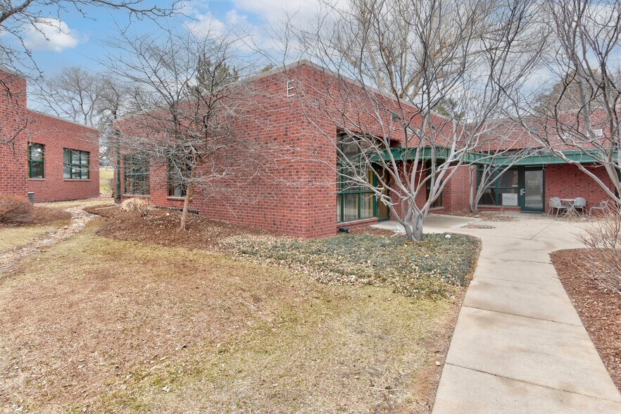 More Photos Of 88 Inverness Cir E, Englewood Office For Sale