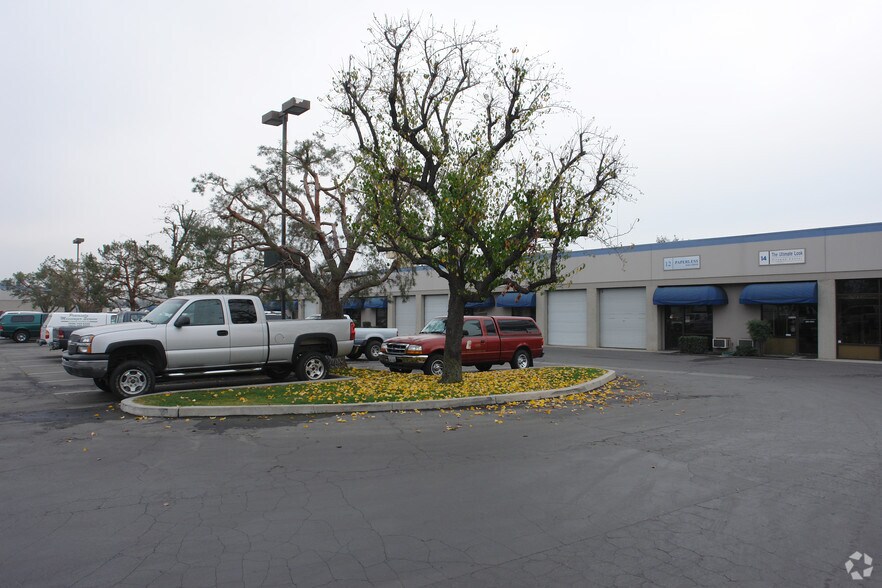 More Photos Of 2001 Westwind Dr, Bakersfield Light Manufacturing For Lease
