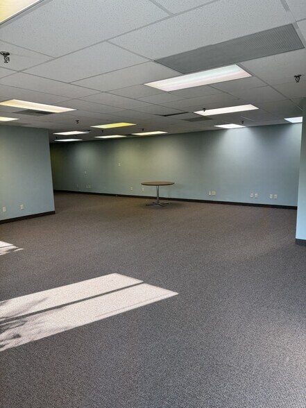 More Photos Of 1530 Greenview Dr SW, Rochester Office For Lease