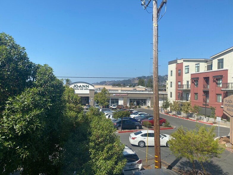 More Photos Of 400 Evelyn Ave, Albany Medical For Lease