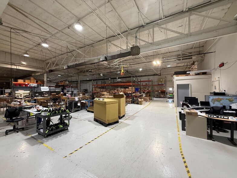 More Photos Of 2717 W Ferguson Rd, Fort Wayne Manufacturing For Sale