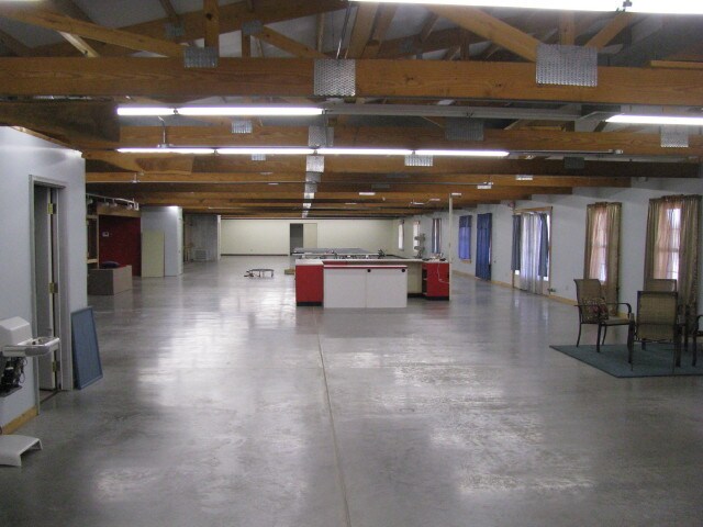 More Photos Of 2723 Kingman Rd, Ottawa Freestanding For Sale