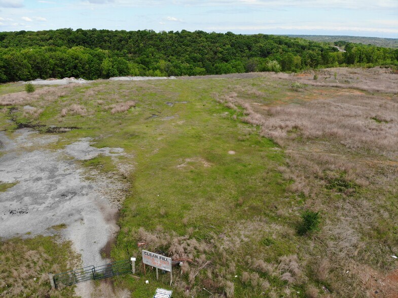 More Photos Of 4000 Coyote Dr, Joplin Land For Sale