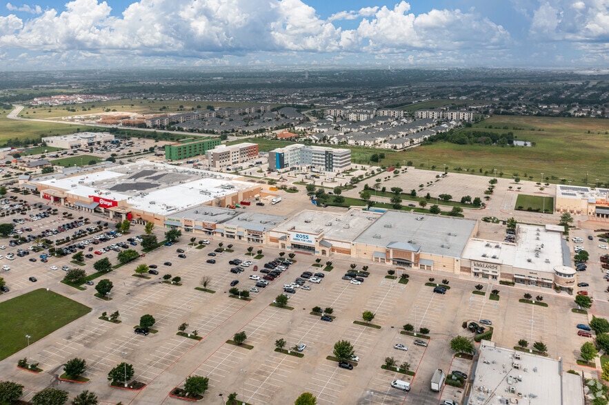 More Photos Of 18470 Fm-685 Blvd, Pflugerville Unknown For Lease