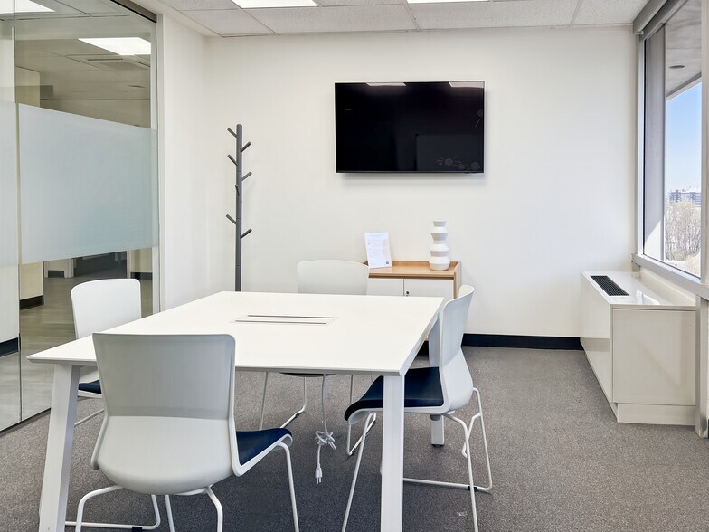 More Photos Of 205 S Whiting St, Alexandria Coworking Space