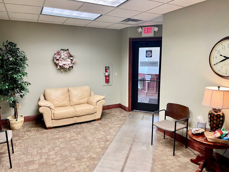 More Photos Of 902 S Old Us 27, Saint Johns Freestanding For Sale