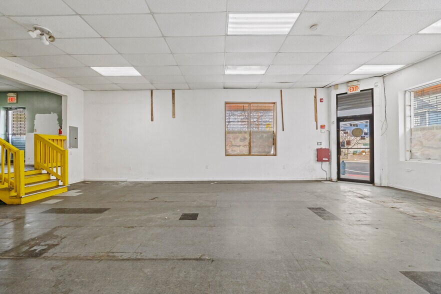 More Photos Of 402 10th Ave, Paterson Storefront For Lease