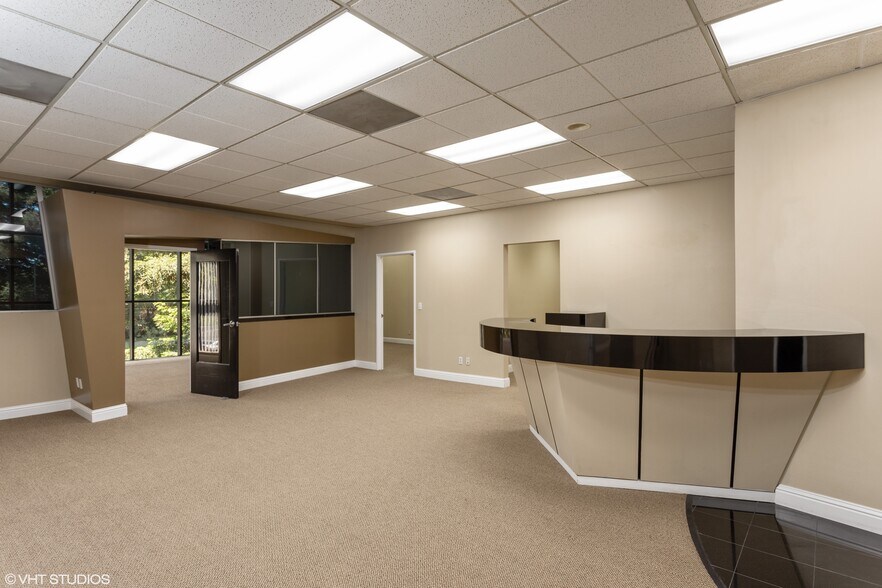 More Photos Of 2335 American River Dr, Sacramento Office For Lease