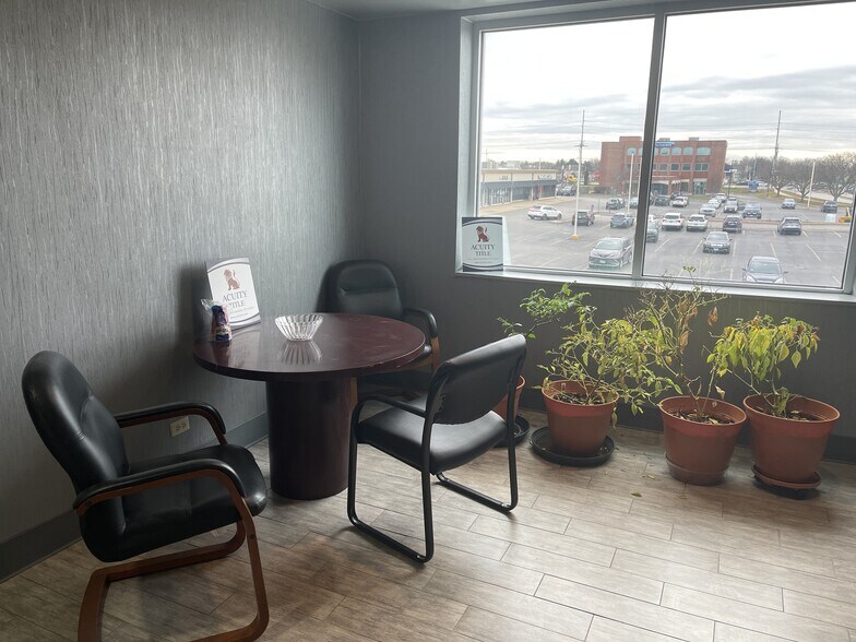 More Photos Of 1288 Rickert Dr, Naperville Medical For Lease