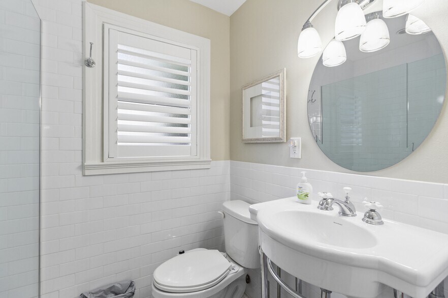More Photos Of 110 Devon Dr, Clearwater Specialty For Sale