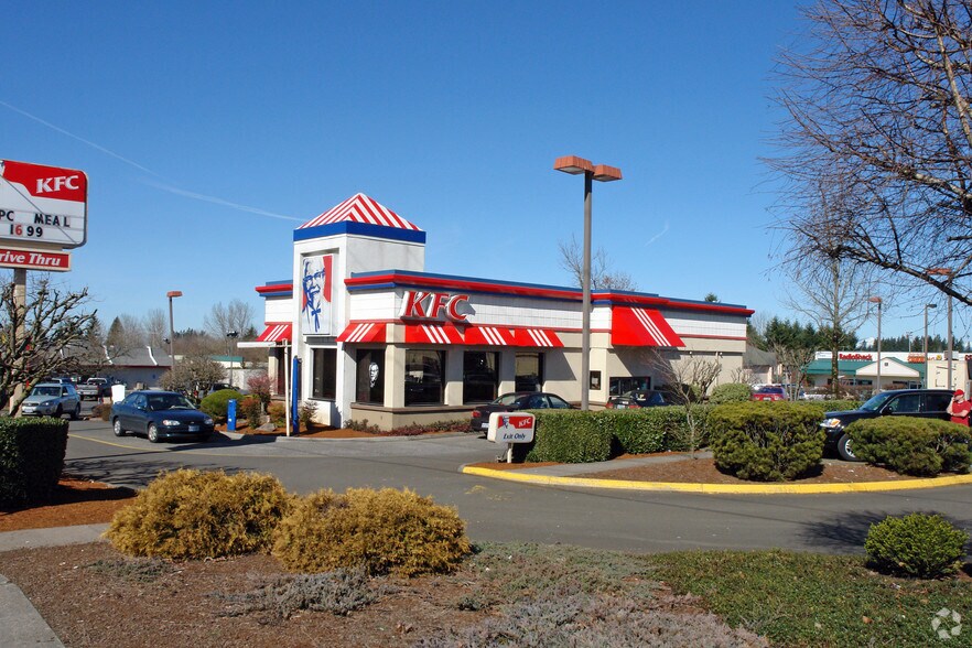 Primary Photo Of 37495 highway 26, Sandy Fast Food For Lease