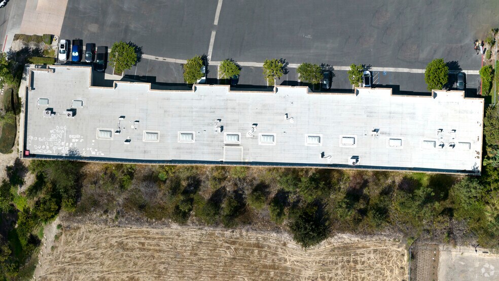 More Photos Of 871 Harold Pl, Chula Vista Warehouse For Lease
