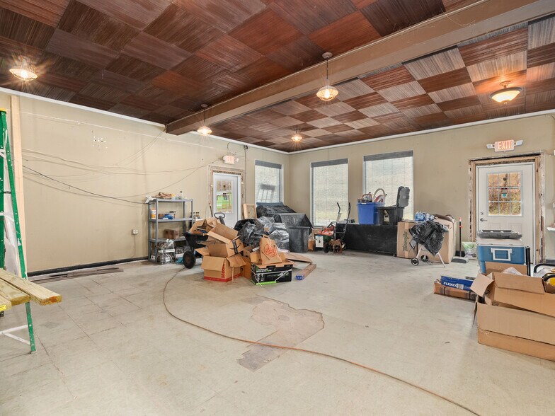 More Photos Of 595 N Main St, Waynesville General Retail For Sale