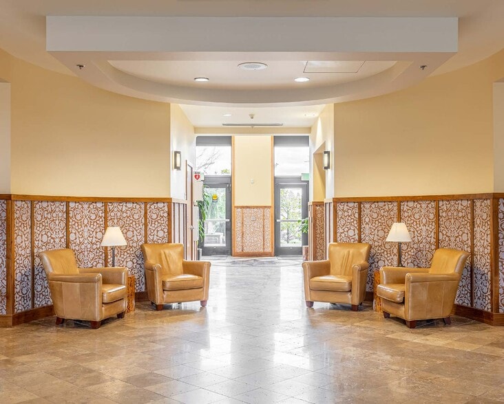 More Photos Of 777 Commercial St SE, Salem Office For Lease