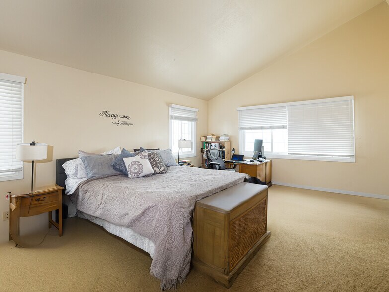 More Photos Of 426 E Imperial Ave, El Segundo Apartments For Sale