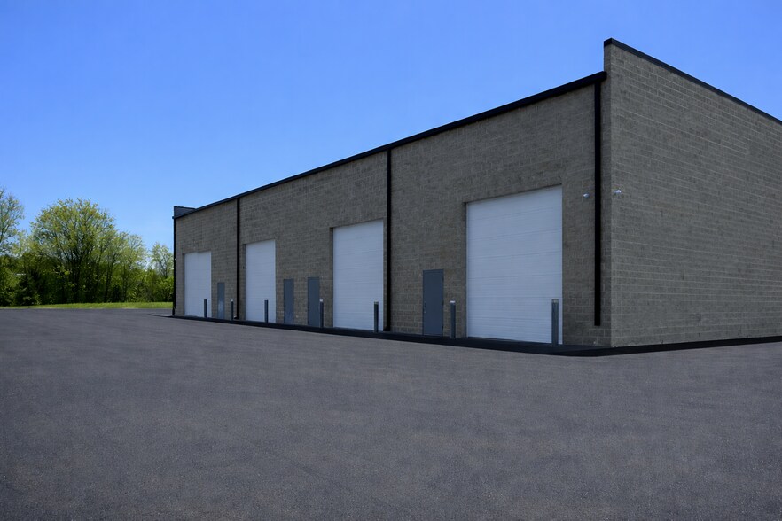More Photos Of 11850 Green Oak Industrial Dr, Whitmore Lake Industrial For Lease