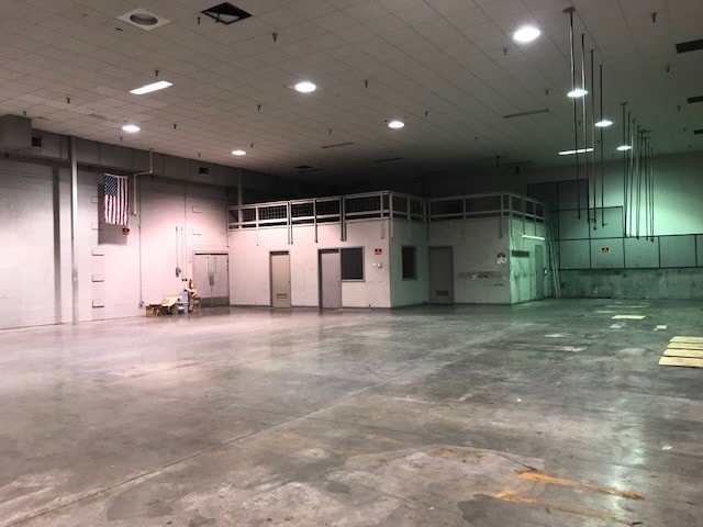 More Photos Of 222 W 6th St, Junction City Office For Sale