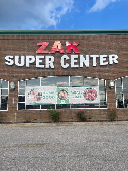 More Photos Of 22707-22807 Rockside Rd, Bedford Unknown For Lease